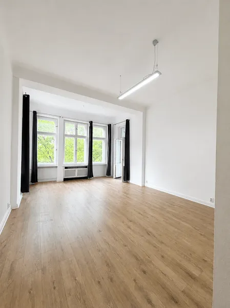 Selten in dieser Großzügigkeit l 230 m², 7,5 Zimmer & Balkon in Wilmersdorf — photo 1